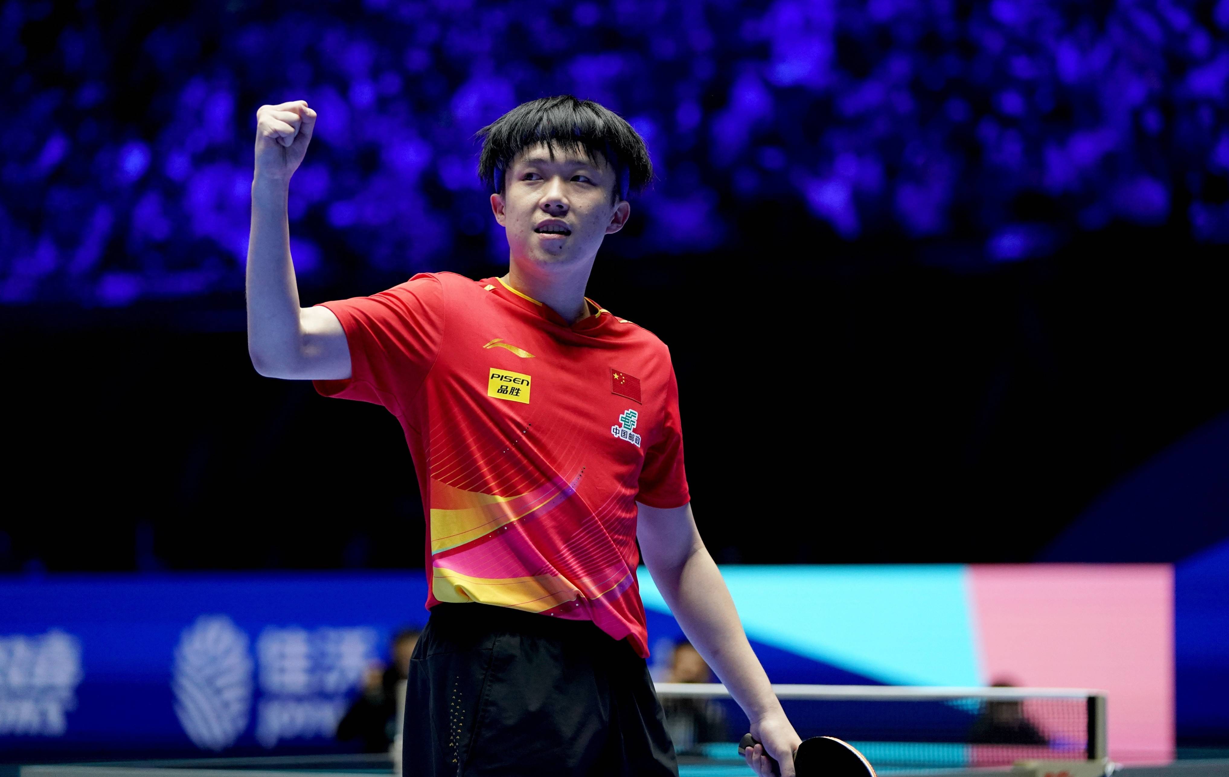  乒超联赛八强战对决在即！迈阿密热火演练定位球，北京首钢密集防守应对